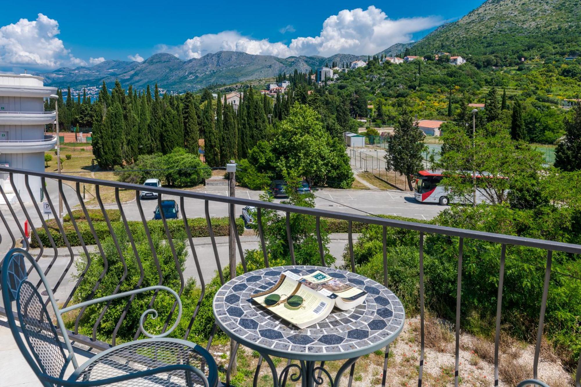 Villa California Apartments Кавтат Екстериор снимка