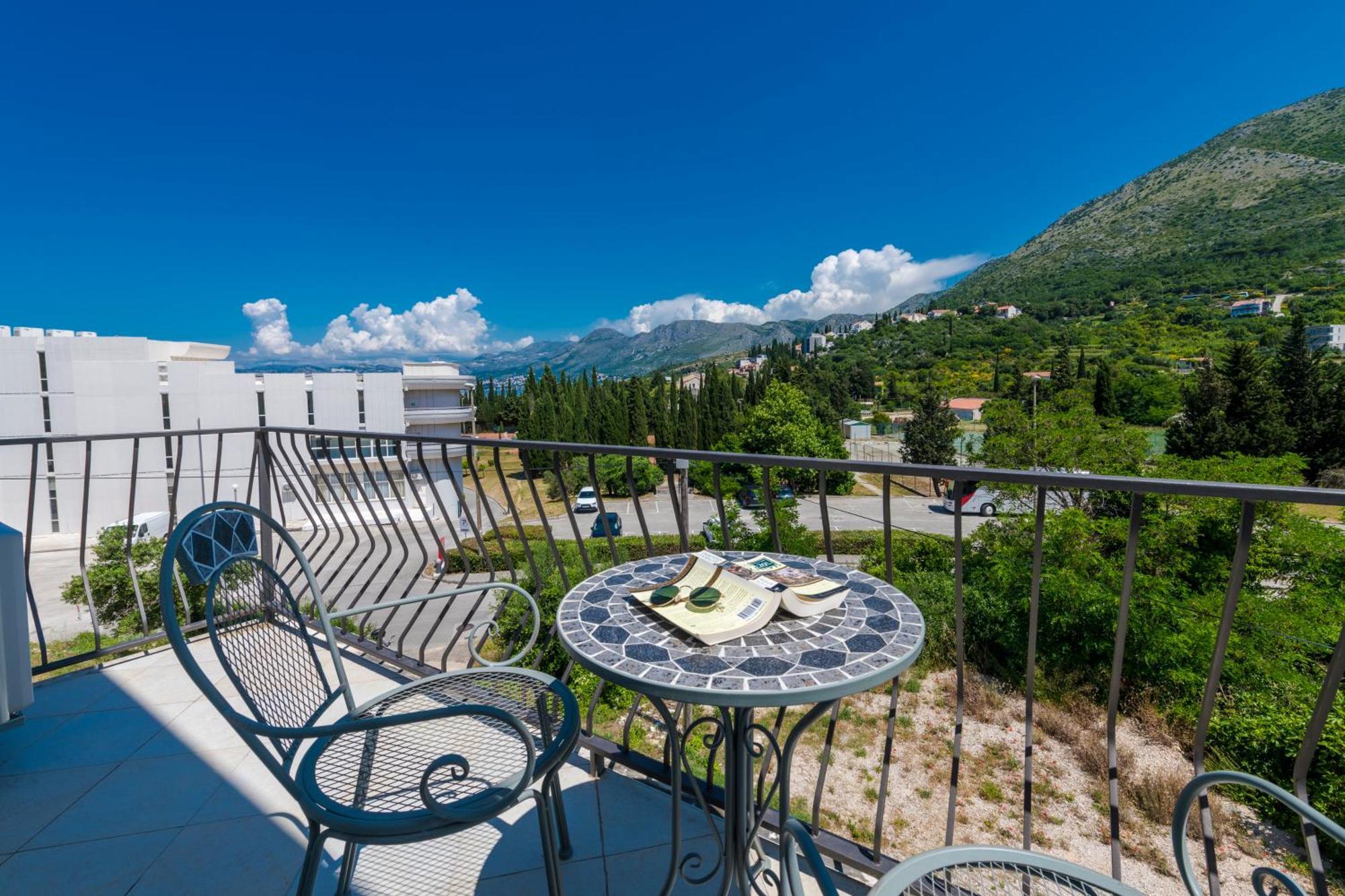 Villa California Apartments Кавтат Екстериор снимка